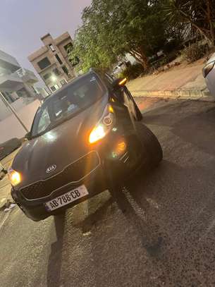 KIA SPORTAGE année 2019 image 6