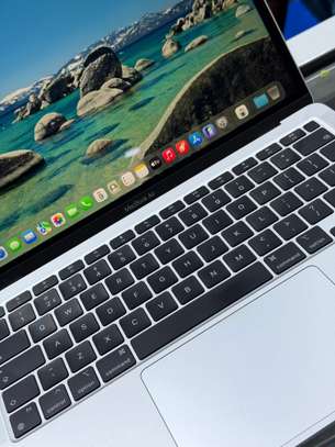 MacBook Air 2020 M1 image 3