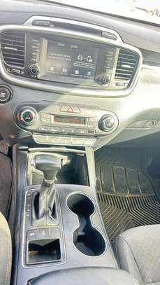 Kia sorento 2019 image 8
