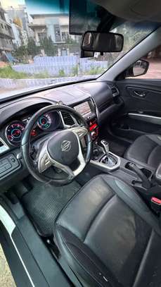 Ssang yong Tivoli 2016 image 10