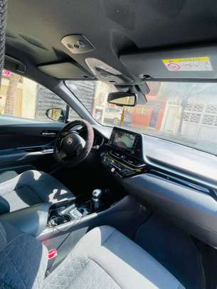 TOYOTA CHR 2023 1L 4 eco image 6