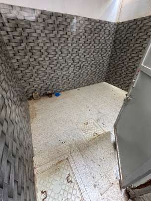 F3 à louer à la zone de recasement aux Almadies image 2