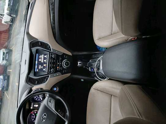 Location hyundai santafé image 4