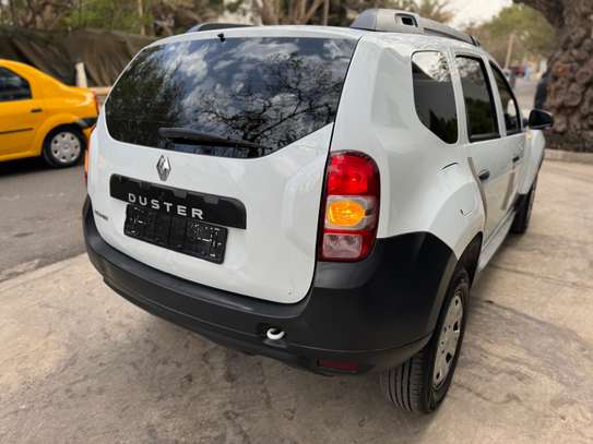 Renault Duster image 5