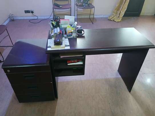 Bureau avec caisson image 5