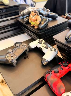 Ps4 slim venant authentique non flashé dispo image 4