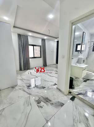 Villa R+1 à louer à la Zone de recasement image 13