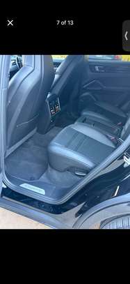 Porsche Cayenne S coupé image 12