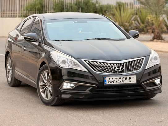HYUNDAI GRANDEUR 2015/16 image 3