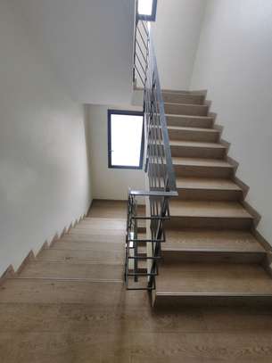 A louer Studio penthouse virage vue mer image 7