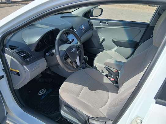 Vente Hyundai Accent 2017 image 6