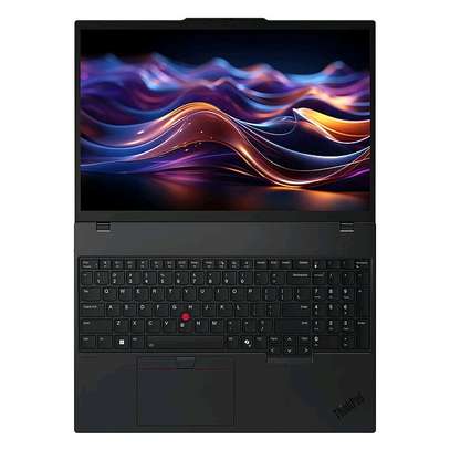 LENOVO THINKPAD P16S Gen4 AMD image 2
