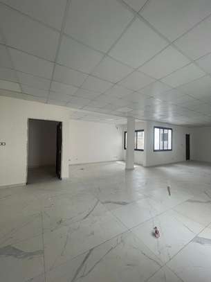 Plateau de bureaux de 160m² sur la VDN image 5
