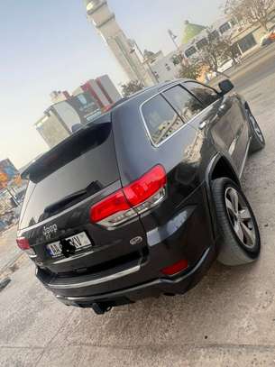 JEEP GRAND CHEROKEE OVERLAND 2015 image 7