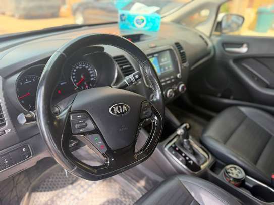 Kia k3 image 6