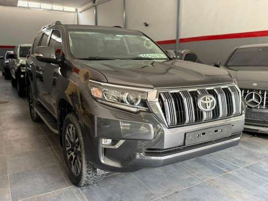 Toyota PRADO VX 2024 SUV Gris métallisé image 2