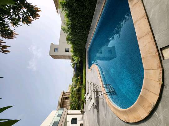 Très belle villa avec piscine et jardin image 3
