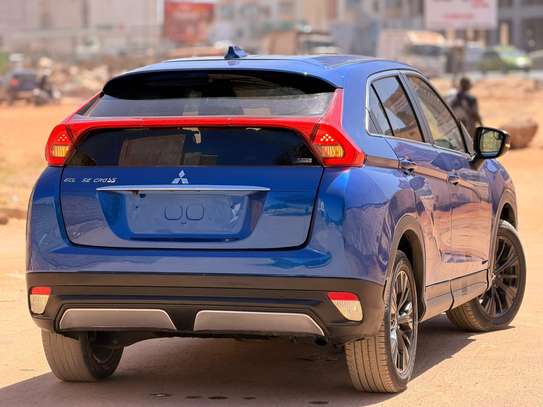 Mitsubishi Eclipse Cross SUV Compact image 10