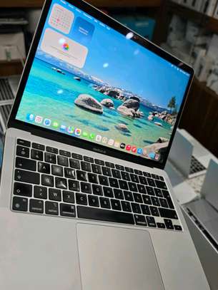 MacBook Air M1 2020 image 3