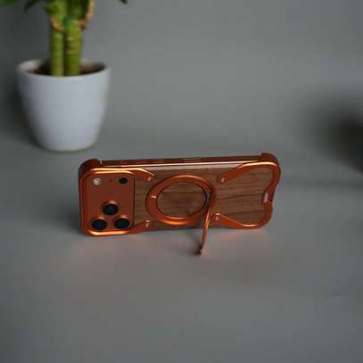 Apple coque en bois et aluminium pour iphone 17 pro image 3