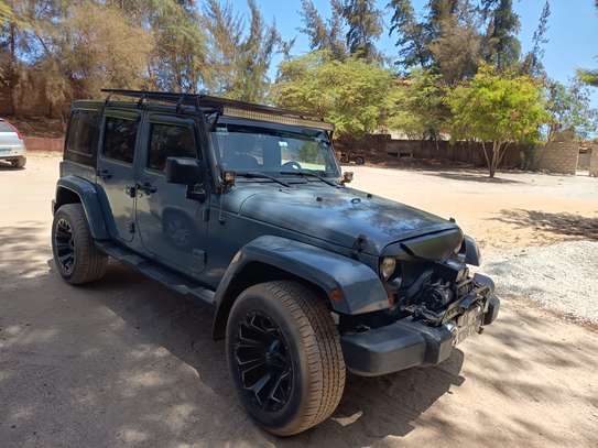 Av jeep wrangler jk essence 3.6 image 2