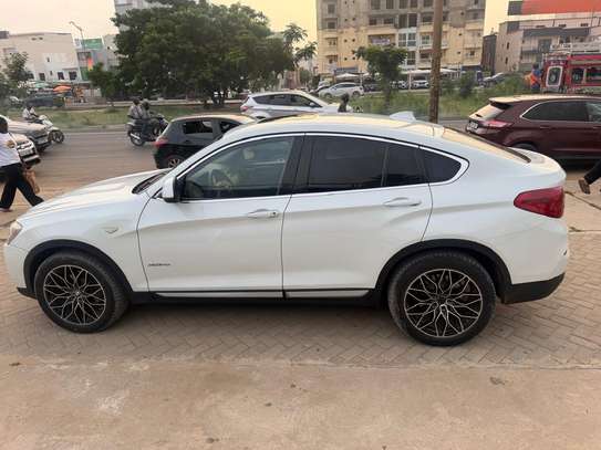 BMW X4 2016 image 6