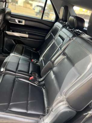Ford explorer xlt image 14