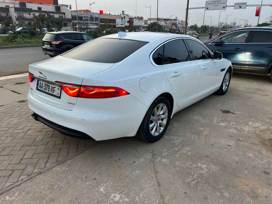 Jaguar XF 2017 full options image 5