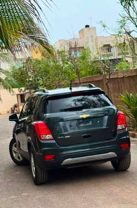 Chevrolet Trax 2027 image 2