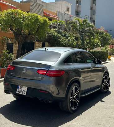 Mercedes gle 43 amg image 6