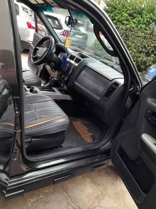 Ford Escape image 7