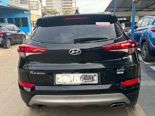Hyundai Tucson 2018 diesel full options image 3
