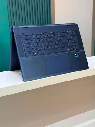 HP Spectre x360 Convertible 13 image 2