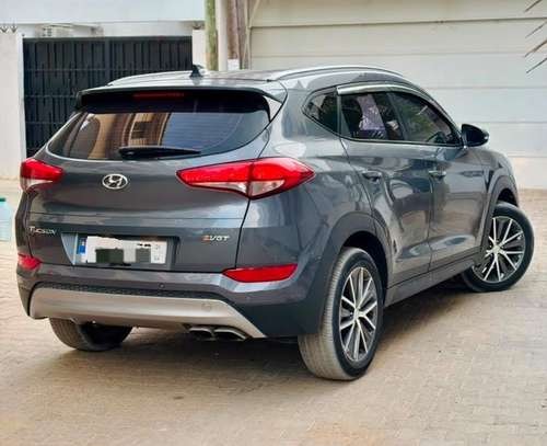 Hyundai Tucson Diesel EGVT 2016  à vendre image 6