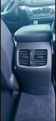 Hyundai tucson image 12