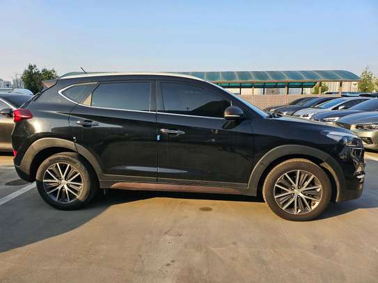 Hyundai Tucson image 5