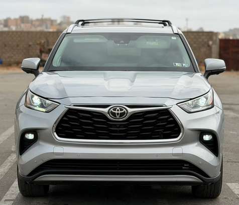 Toyota Highlander Platinium 2023 image 4