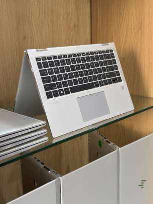 HP EliteBook image 3
