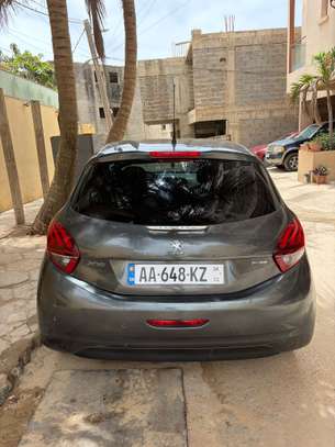 PEUGEOT 208 ESSENCE image 2