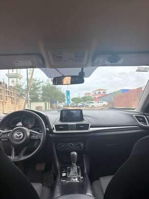 Location Mazda 3 2018 image 6