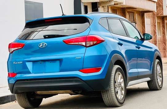 HYUNDAI TUCSON Année :2017 image 8