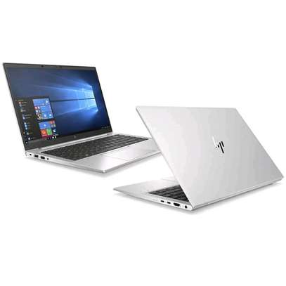HP835 Ryzen pro 7 ( i7 ) image 2