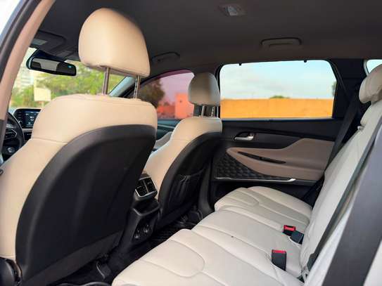 HYUNDAI SANTAFEE 2020 image 10