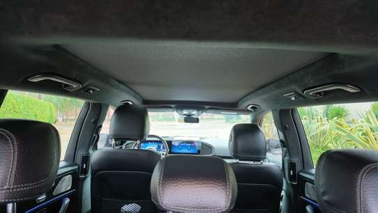 Mercedes Benz GLS 450 2026 image 7