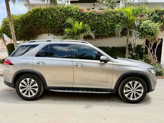 MERCEDES GLE Modèle : 350 Année : 2020 image 2