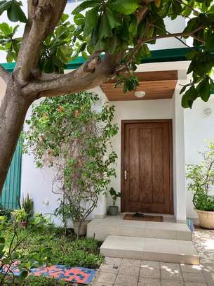 Maison a louer sur la route du king Fahd hôtel Almadies image 5