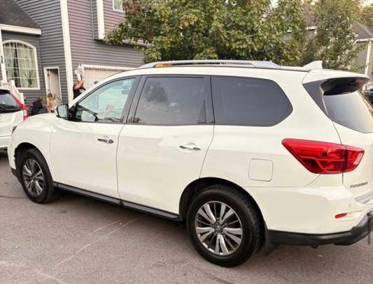 Nissan Pathfinder 2020 image 2