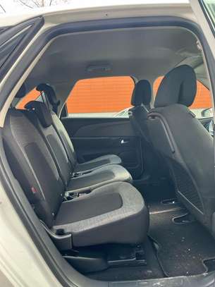CITROËN C4 PICASSO 2018 image 9