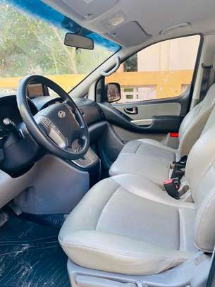Mini Bus Hyundai Starex 12 places image 6