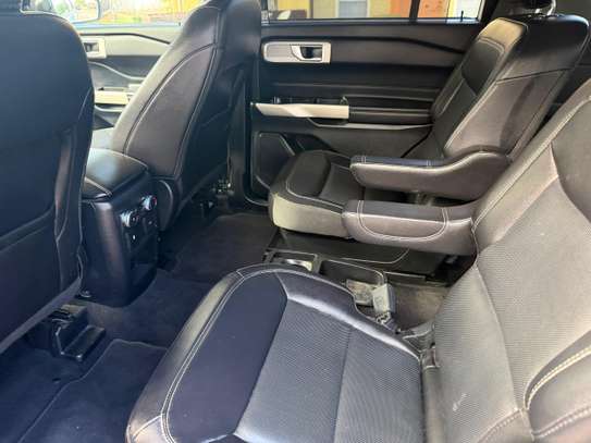 FORD EXPLORER LIMITED ANNÉE 2021 4 CYLINDRES 2.3L image 9